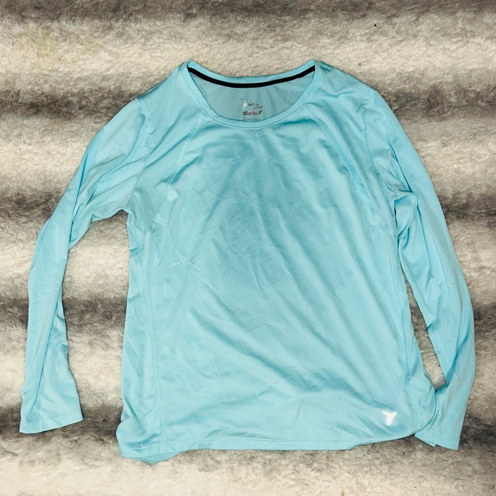 Old navy dry fit long sleeve